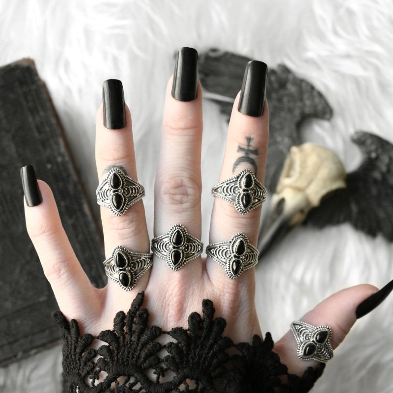 arlea-silver-onyx-rings-hellaholics