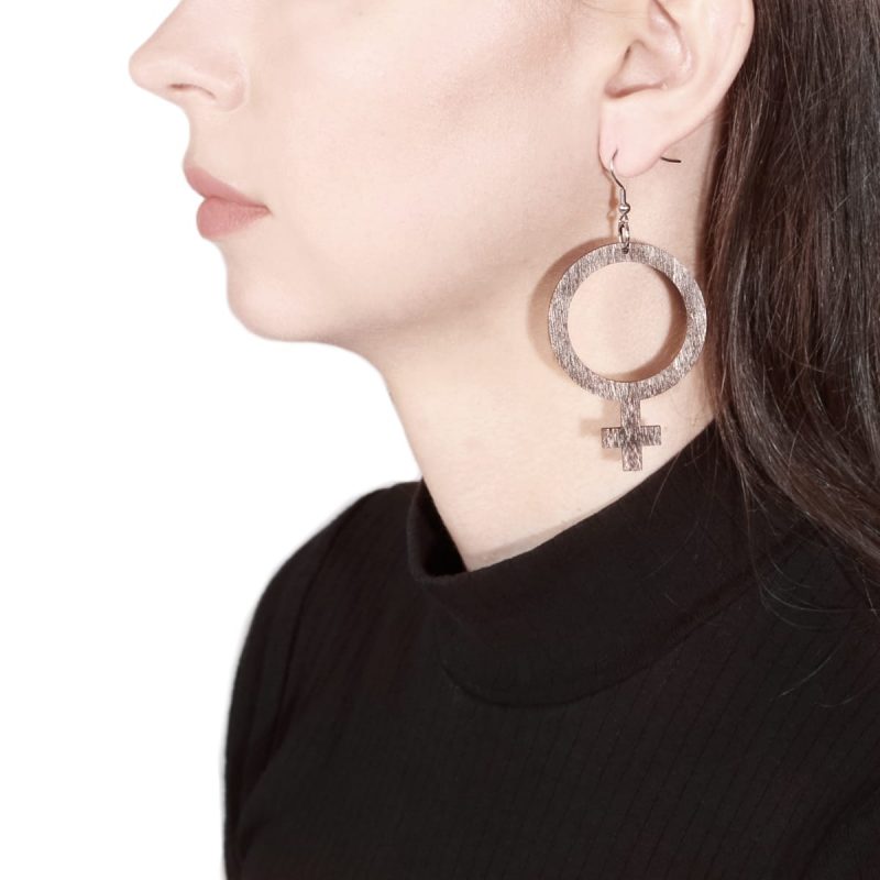 feminist-wooden-earrings-brown-hellaholics