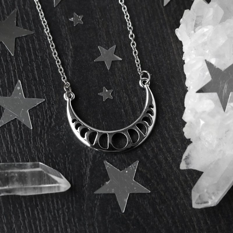 crescent-moon-moon-phase-necklace-hellaholics