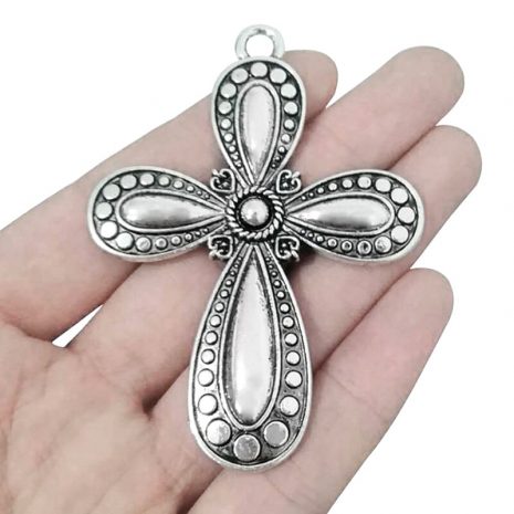 cross-amulet-xl-necklace