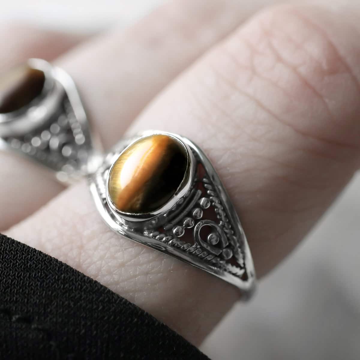Aelia Tiger Eye Silver Ring Hellaholics,How To Make An Origami Rose Step By Step
