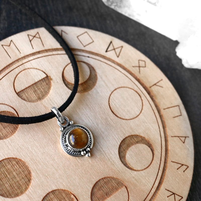 riya-tiger-eye-silver-choker-hellaholics