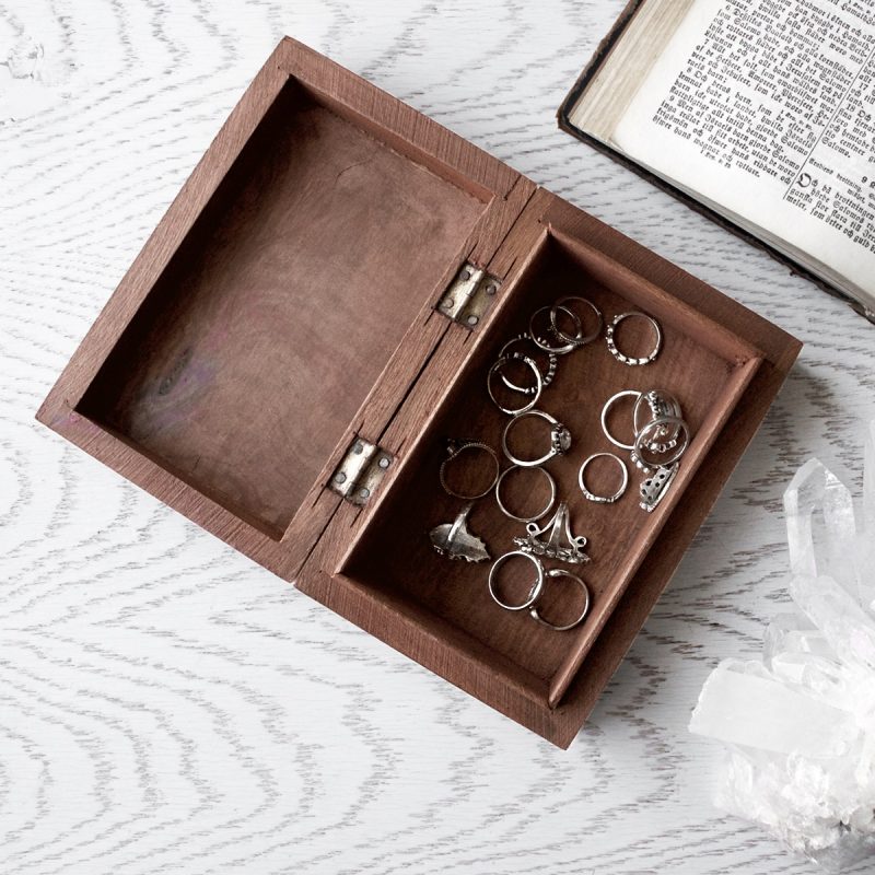 celestial-wooden-box-hellaholics