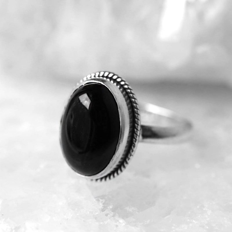 gaia-black-onyx-silver-ring-close-up-hellaholics(1)