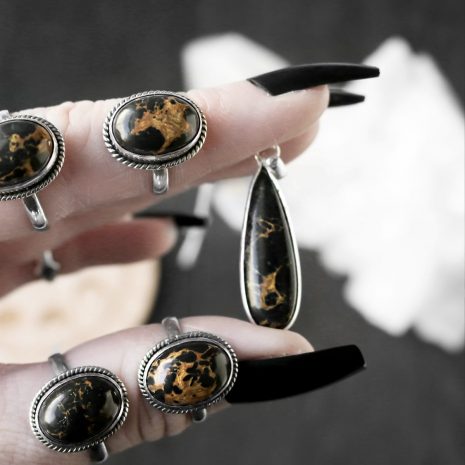 gaia-black-copper-turquoise-silver-rings-pendant-hellaholics